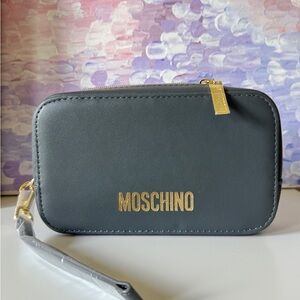 👜 Brand New Moschino Vegan Leather Pouch – Airline Business Class Exclusive